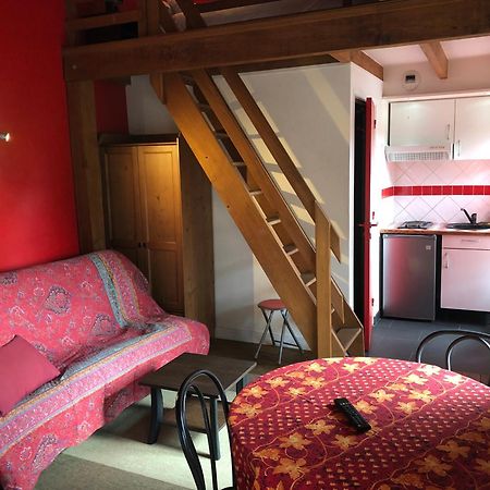Appartements Et Chambres Le Vaumurier De Saint Lambert Saint-Lambert (Yvelines) Exterior foto